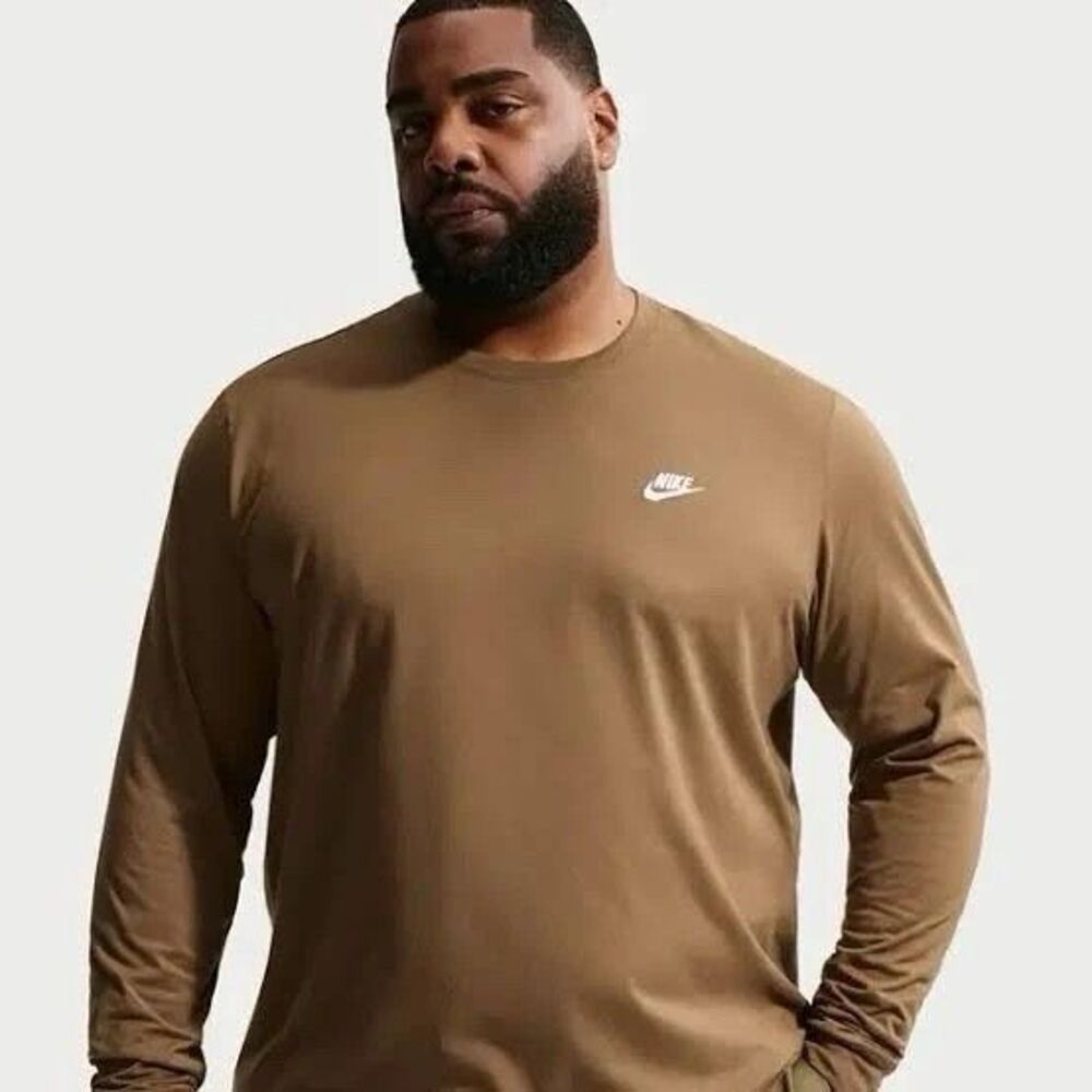 Nike AR5193-235 Men’s Long Sleeve Tee Small with Embroidered Logo on Chest